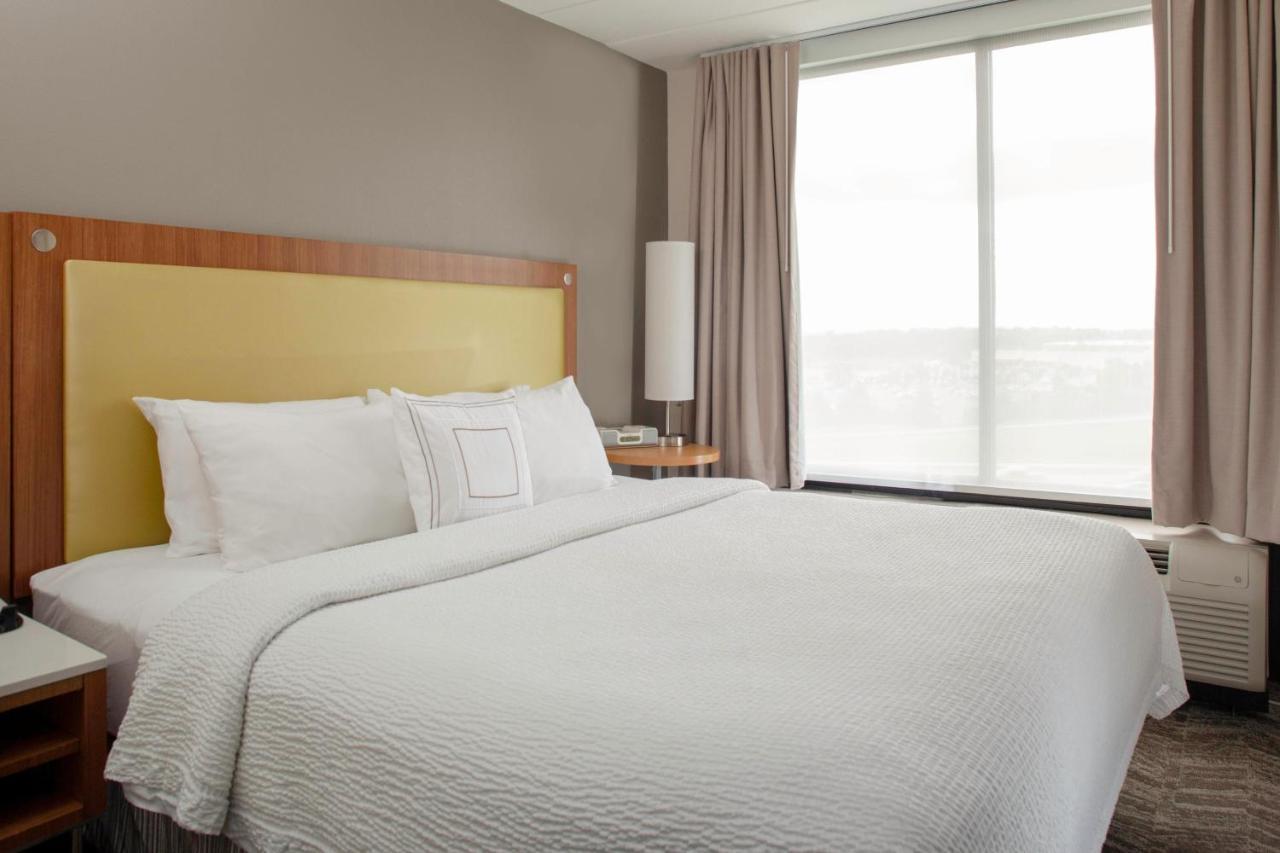 Springhill Cincinnati North Forest Park 3*