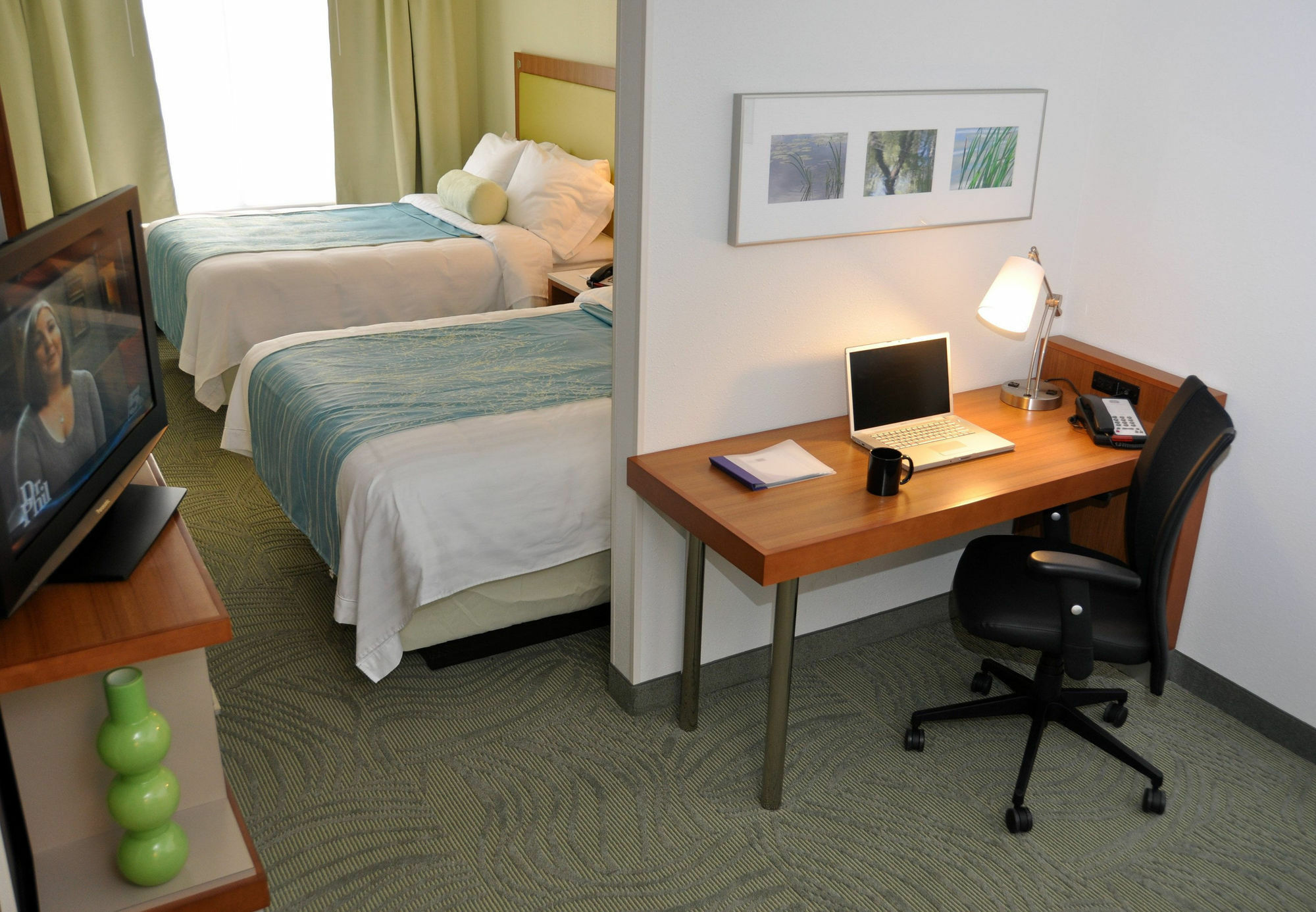 Springhill Cincinnati North Forest Park Hotel 3*